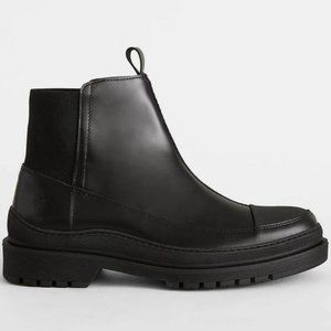 WANT LES ESSENTIELS: Velasca Women's Ankle Boot - black